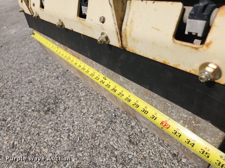 image for item MW9730 Ingersoll Rand DD12S  double drum vibratory roller