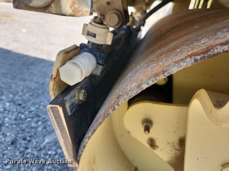 image for item MW9730 Ingersoll Rand DD12S  double drum vibratory roller