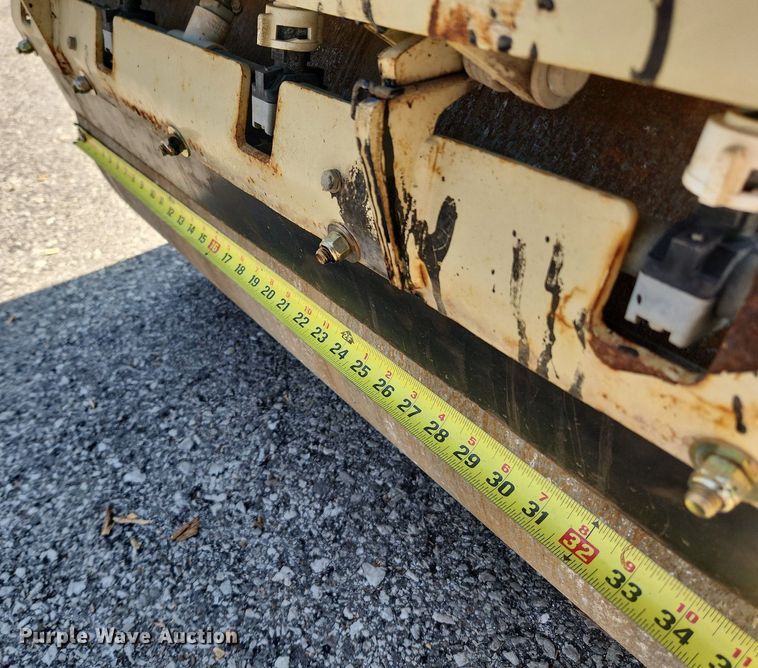 image for item MW9730 Ingersoll Rand DD12S  double drum vibratory roller