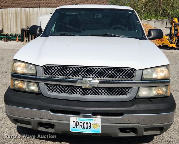 image for item MW9731 2005 Chevrolet Silverado 1500  pickup truck