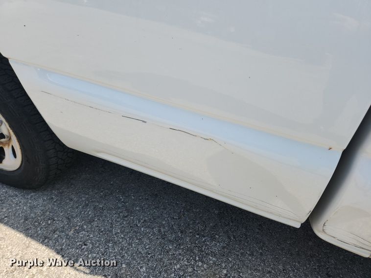 image for item MW9731 2005 Chevrolet Silverado 1500  pickup truck