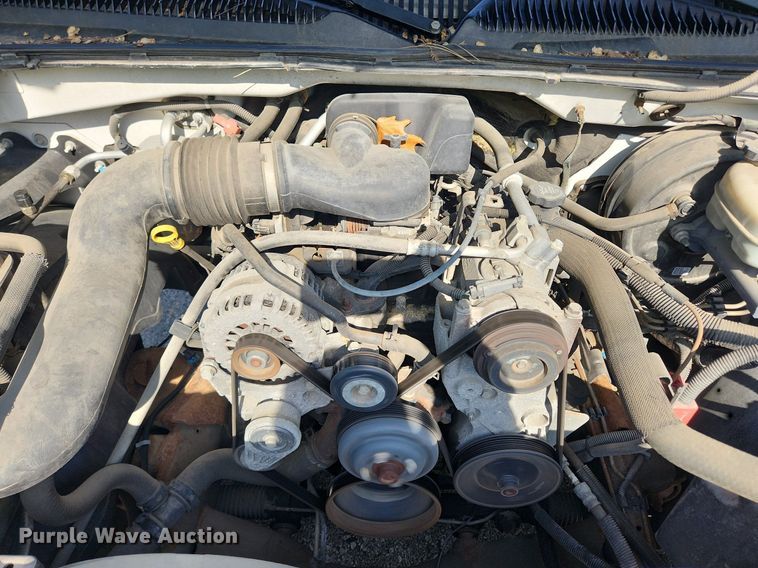 image for item MW9731 2005 Chevrolet Silverado 1500  pickup truck