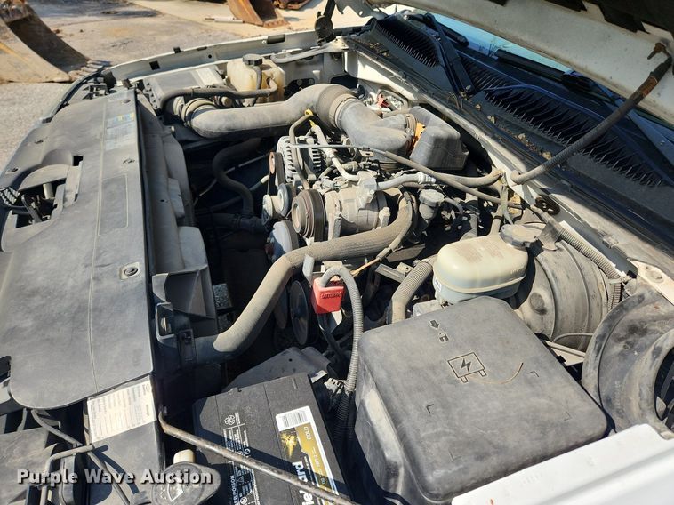 image for item MW9731 2005 Chevrolet Silverado 1500  pickup truck