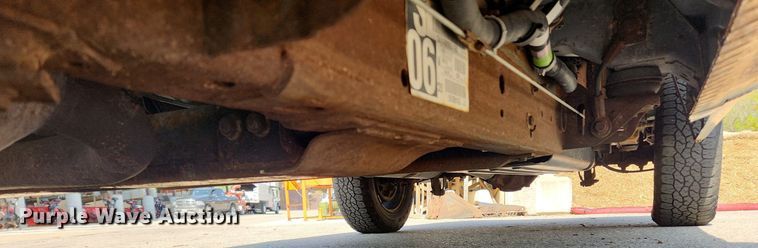 image for item MW9731 2005 Chevrolet Silverado 1500  pickup truck