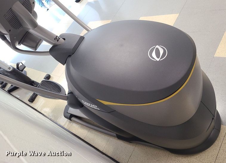 image for item MX9748 Octane Fitness Pro4700 Touch  eliptical