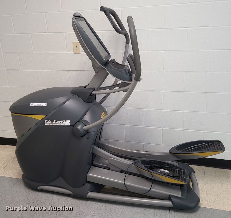 image for item MX9748 Octane Fitness Pro4700 Touch  eliptical