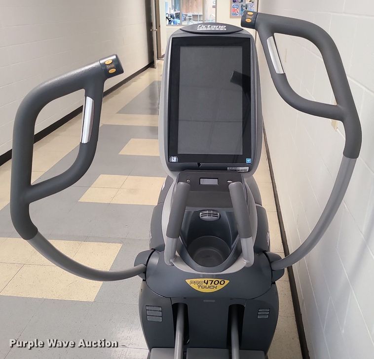 image for item MX9748 Octane Fitness Pro4700 Touch  eliptical