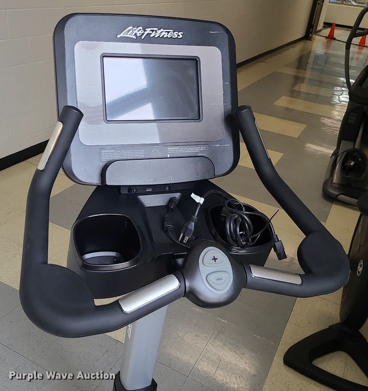 image for item MX9749 Life Fitness Lifecycle  stationary bike