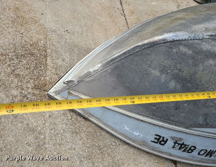 image for item MX9764 Lowe  boat