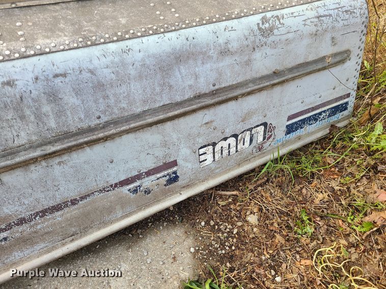 image for item MX9764 Lowe  boat