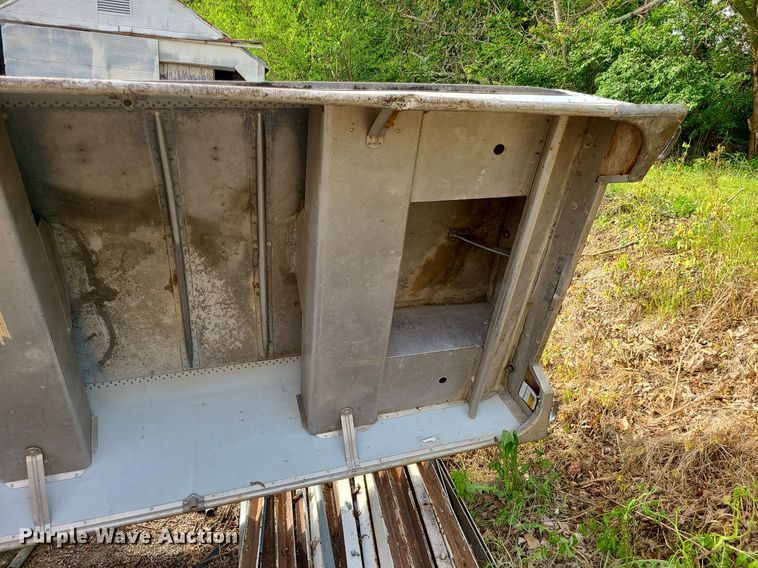 image for item MX9764 Lowe  boat