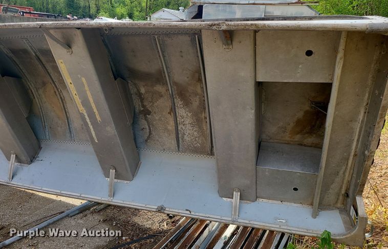 image for item MX9764 Lowe  boat