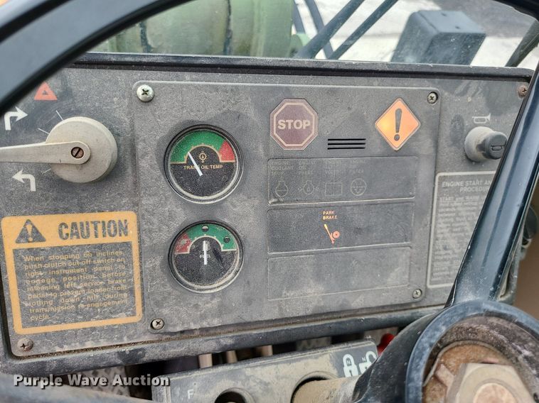 image for item MX9768 2001 John Deere 644EZ  wheel loader