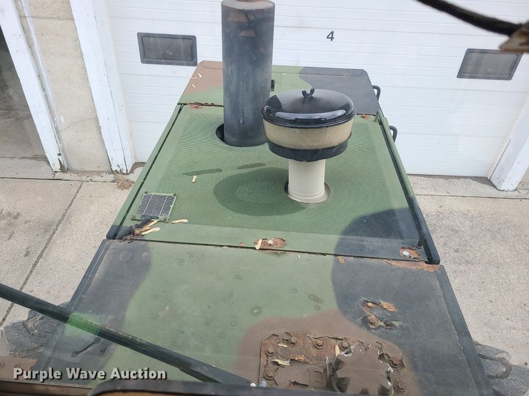 image for item MX9768 2001 John Deere 644EZ  wheel loader