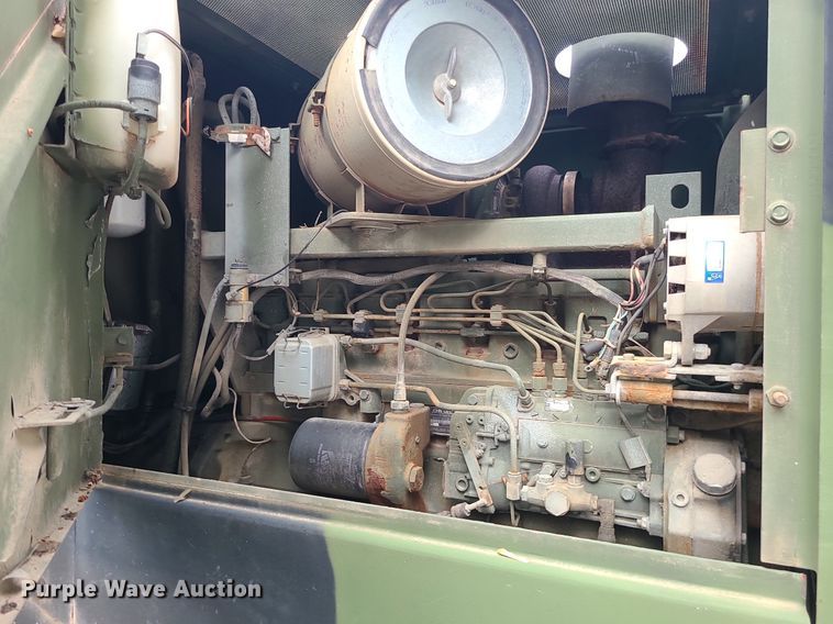 image for item MX9768 2001 John Deere 644EZ  wheel loader