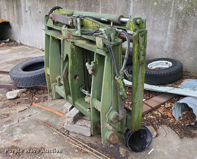 image for item MX9768 2001 John Deere 644EZ  wheel loader