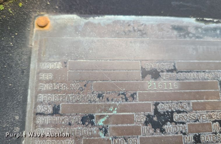 image for item MX9768 2001 John Deere 644EZ  wheel loader