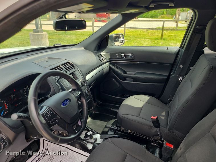 image for item MX9787 2019 Ford Explorer Police Interceptor  SUV