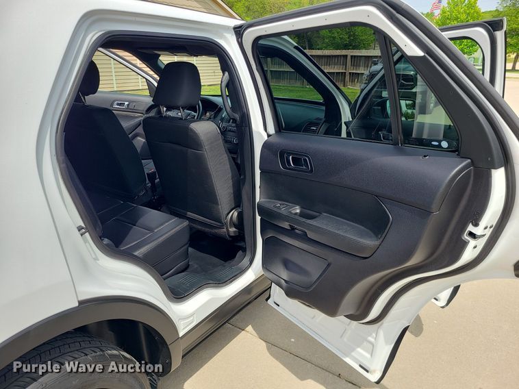 image for item MX9787 2019 Ford Explorer Police Interceptor  SUV