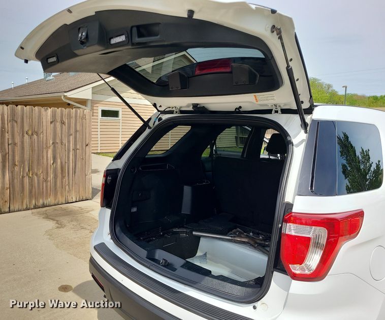 image for item MX9787 2019 Ford Explorer Police Interceptor  SUV