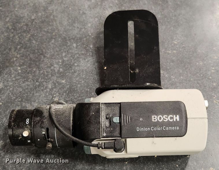 image for item NX9390 (15) Bosch LTC 0455/21 security cameras