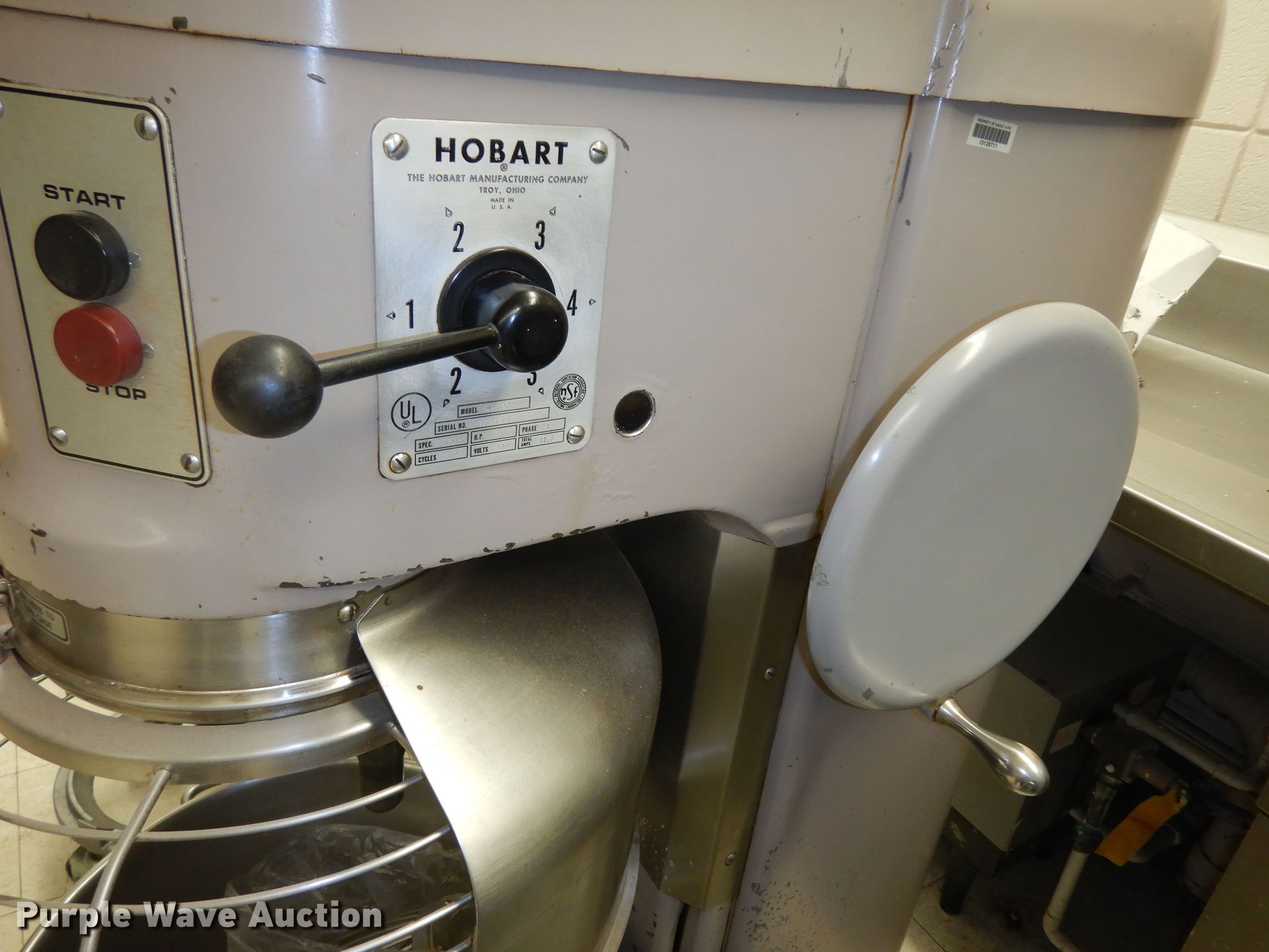 Hobart H600 mixer in Overland Park, KS Item IB9939 sold Purple Wave