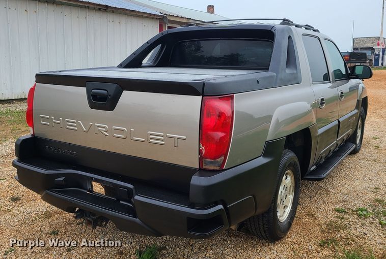 image for item DC6077 2002 Chevrolet Avalanche 1500  pickup truck