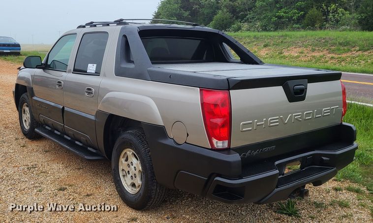 image for item DC6077 2002 Chevrolet Avalanche 1500  pickup truck