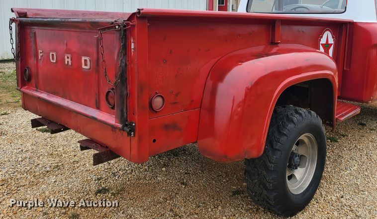 image for item DC6078 1961 Ford F100  pickup truck