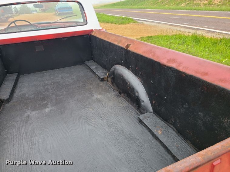 image for item DC6078 1961 Ford F100  pickup truck