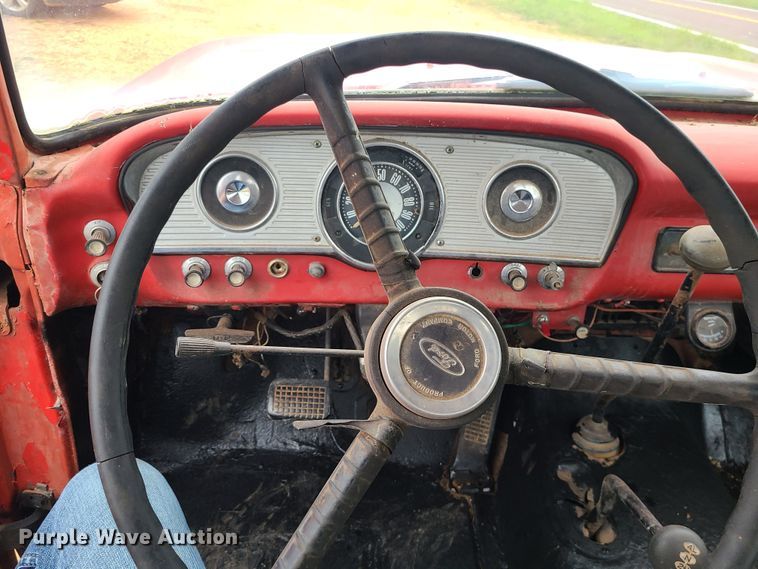 image for item DC6078 1961 Ford F100  pickup truck