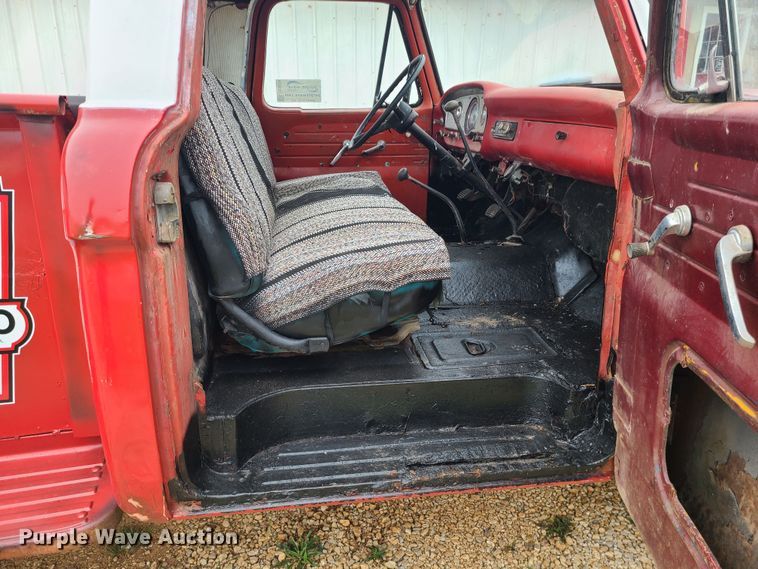 image for item DC6078 1961 Ford F100  pickup truck