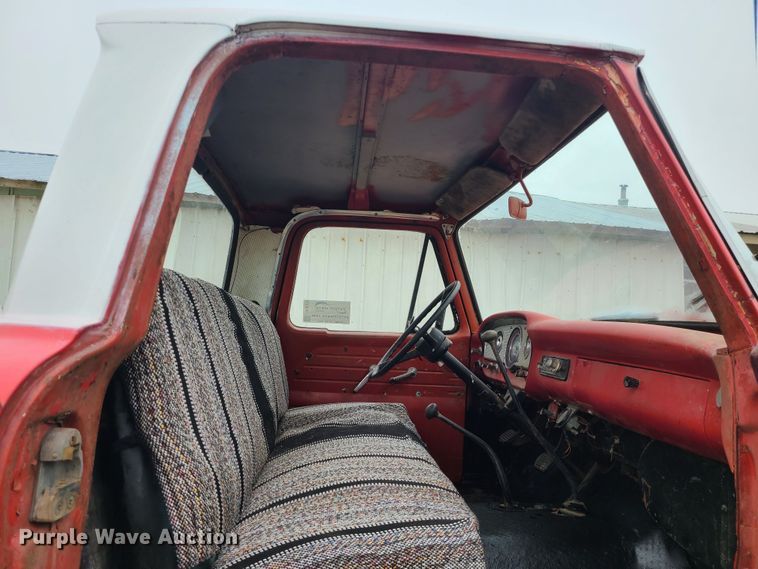 image for item DC6078 1961 Ford F100  pickup truck