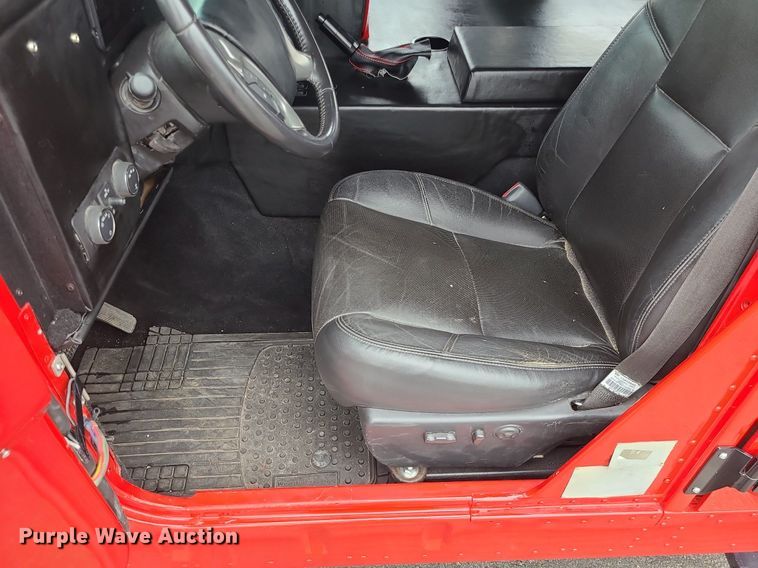 image for item DC6082 1993 Am General  SUV