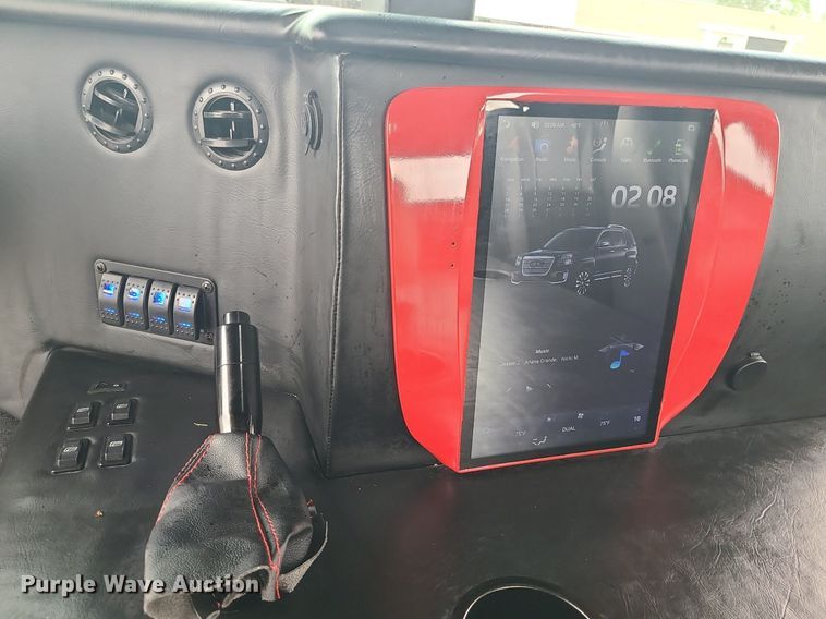 image for item DC6082 1993 Am General  SUV