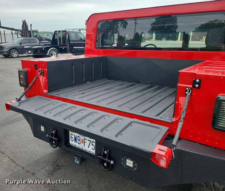 image for item DC6082 1993 Am General  SUV