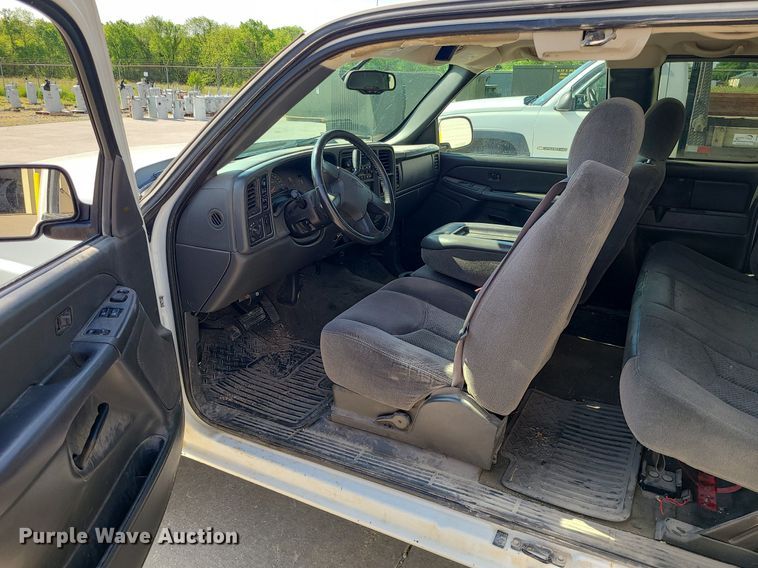 image for item DC6089 2006 Chevrolet Silverado 1500  Ext. Cab pickup truck