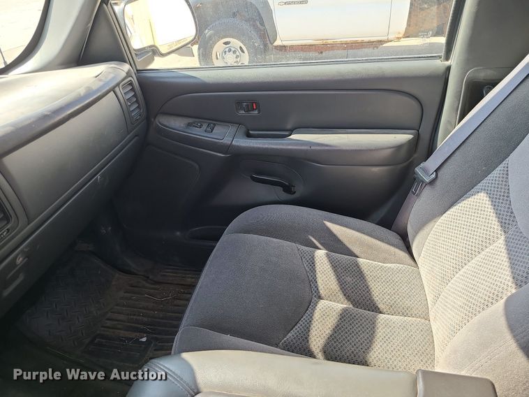 image for item DC6089 2006 Chevrolet Silverado 1500  Ext. Cab pickup truck