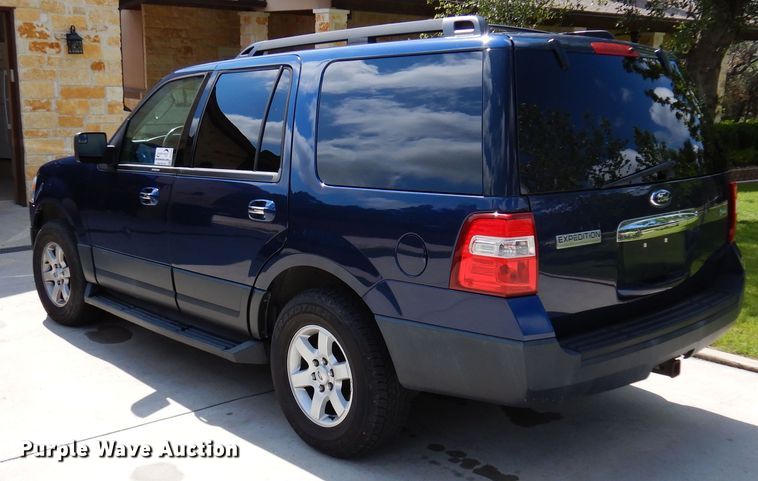 image for item DJ0830 2012 Ford Expedition  SUV