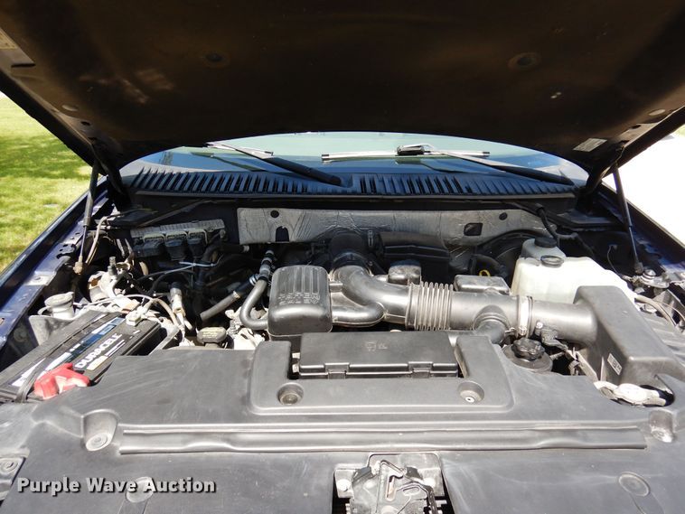 image for item DJ0830 2012 Ford Expedition  SUV