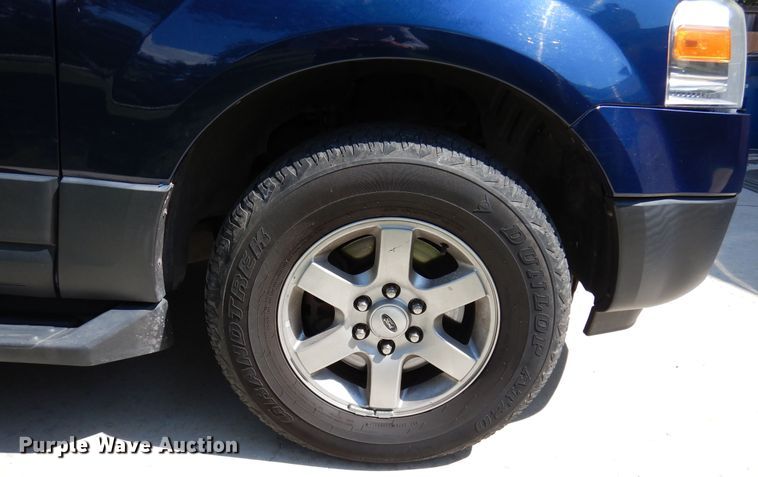 image for item DJ0830 2012 Ford Expedition  SUV