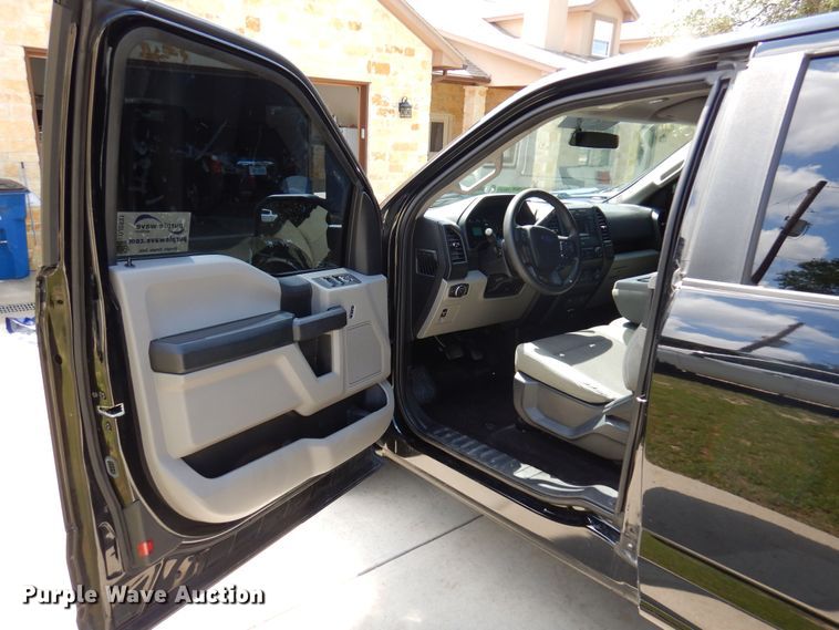 image for item DJ0831 2016 Ford F150  SuperCab pickup truck