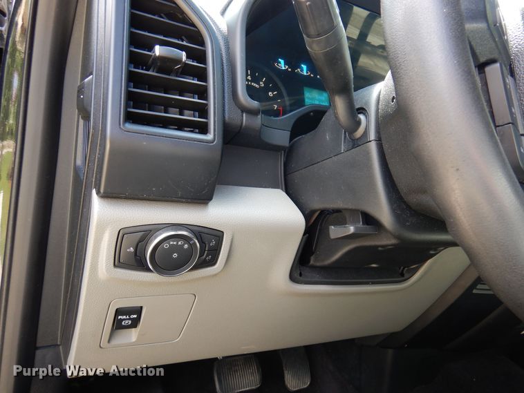 image for item DJ0831 2016 Ford F150  SuperCab pickup truck