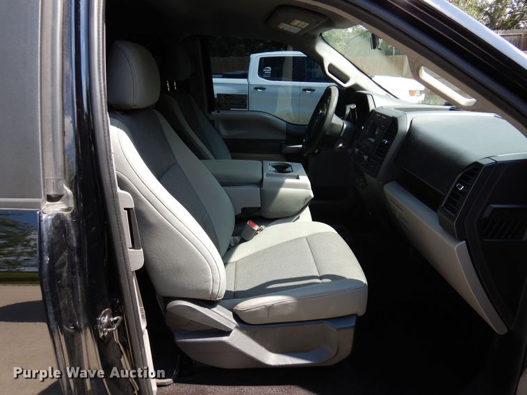 image for item DJ0831 2016 Ford F150  SuperCab pickup truck