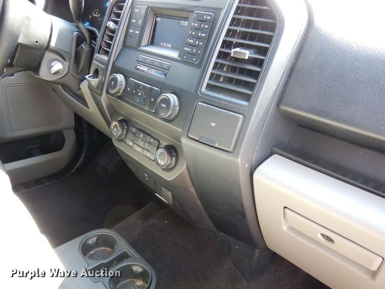 image for item DJ0831 2016 Ford F150  SuperCab pickup truck