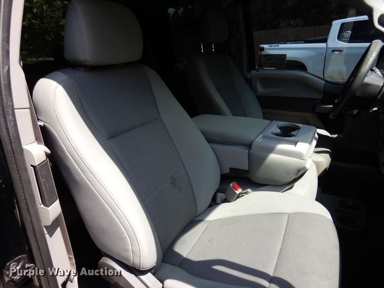 image for item DJ0831 2016 Ford F150  SuperCab pickup truck