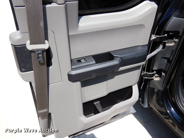 image for item DJ0831 2016 Ford F150  SuperCab pickup truck