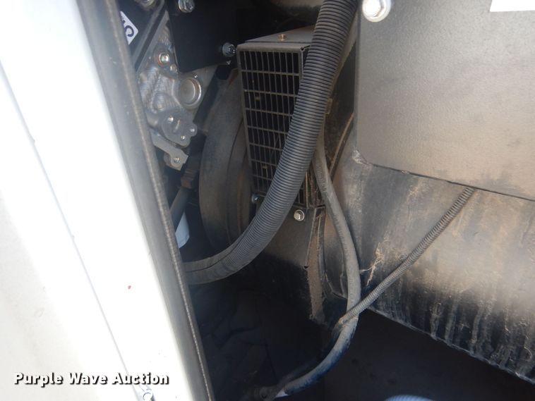 image for item DJ7027 Olympian G70LG2  generator