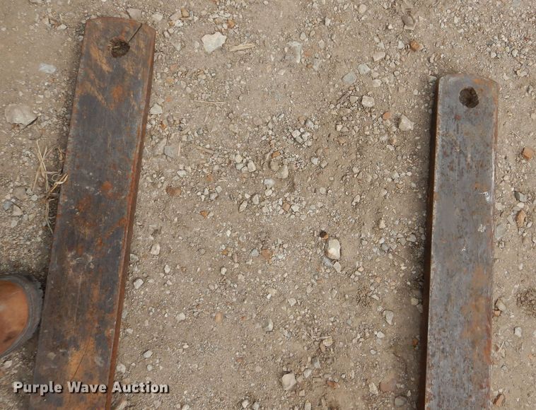 image for item DK1904 John Deere 90  skid steer loader