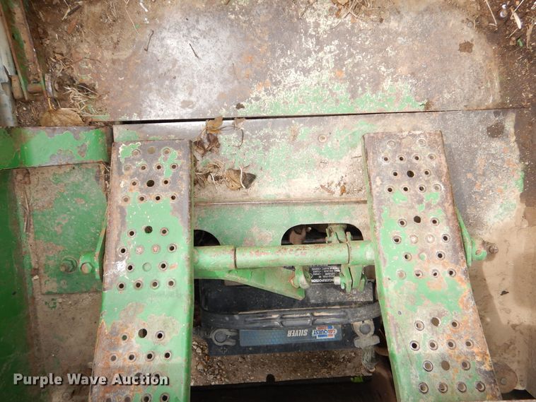 image for item DK1904 John Deere 90  skid steer loader